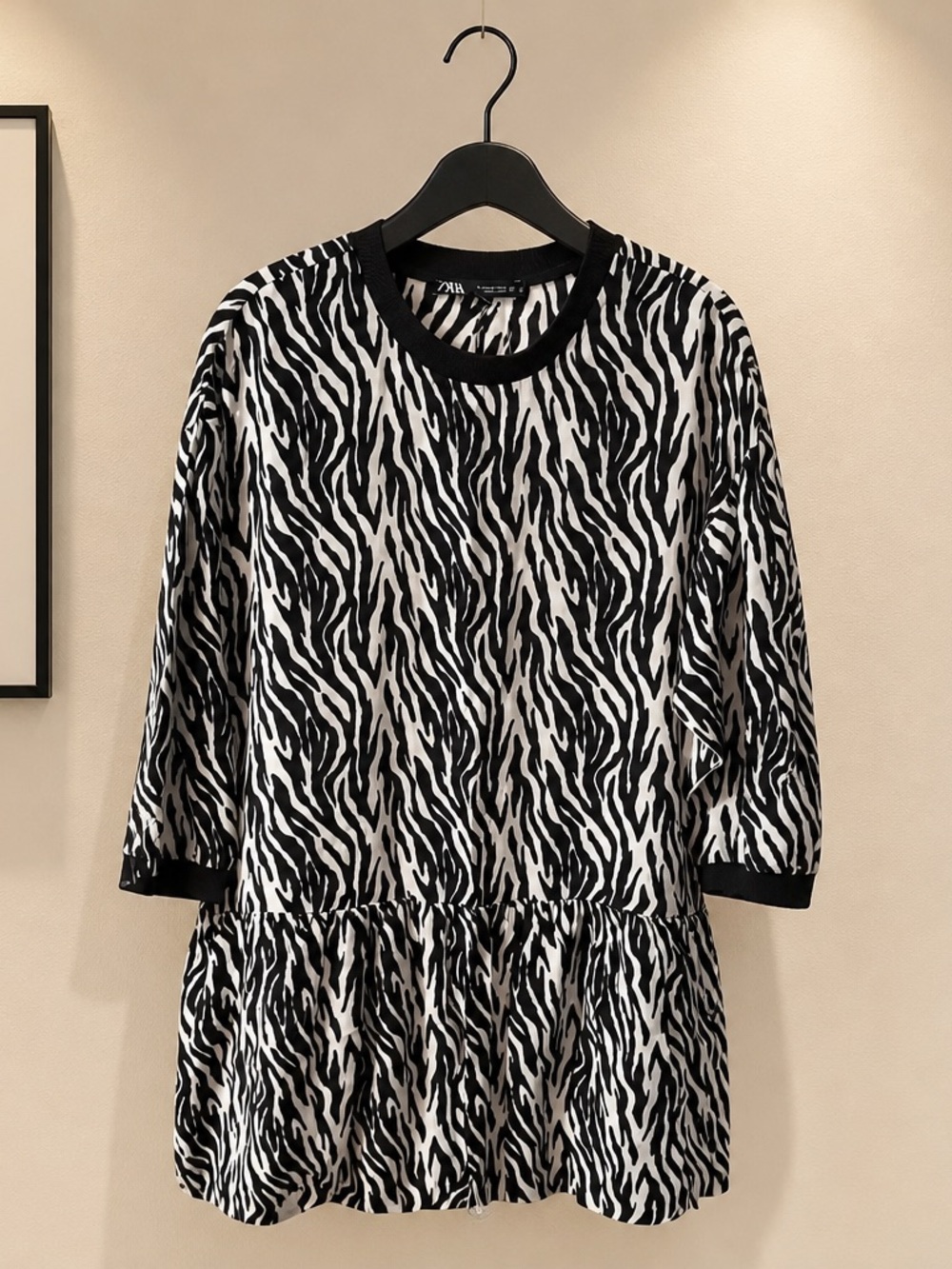 Zara Zebra-Print Long Sleeve Peplum Dress - Black & White
